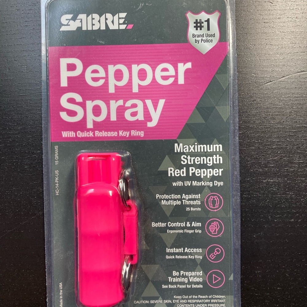 New in Package SABRE 
Brand Used by Police
Pepper Spray
Quick Release Key Ring